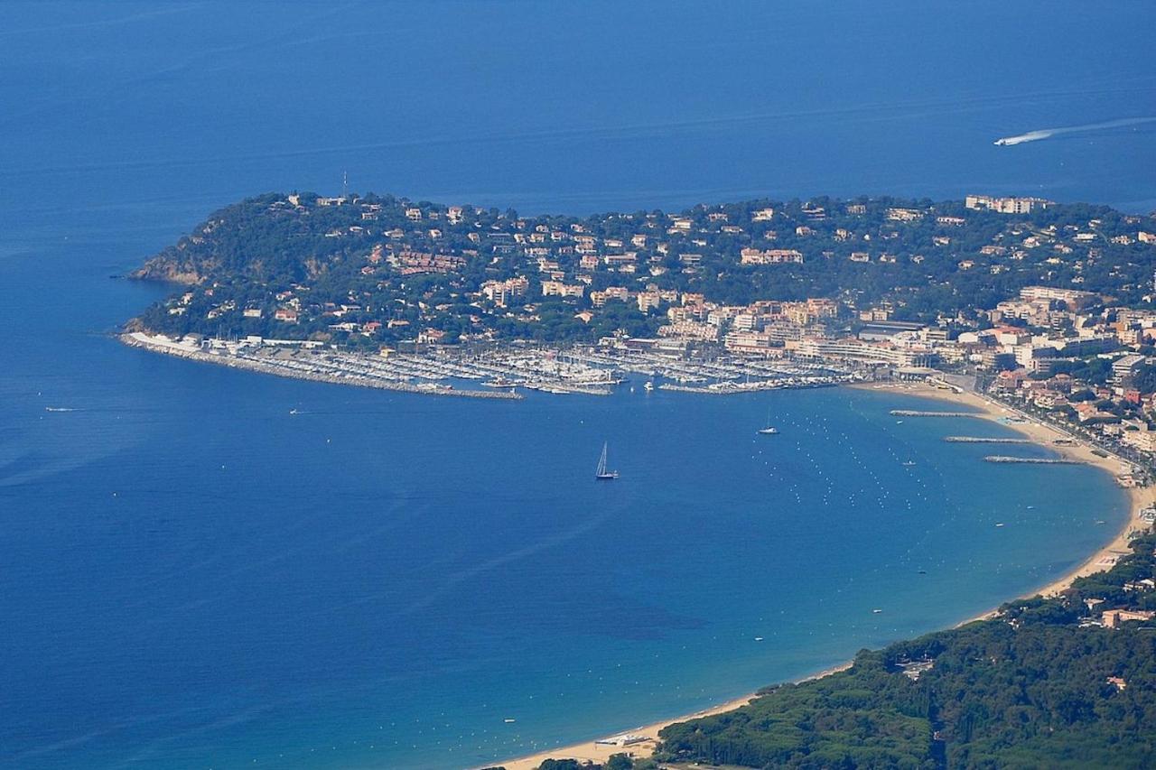 Studio 207-Front De Mer Parking Prive Cavalaire-sur-Mer Buitenkant foto